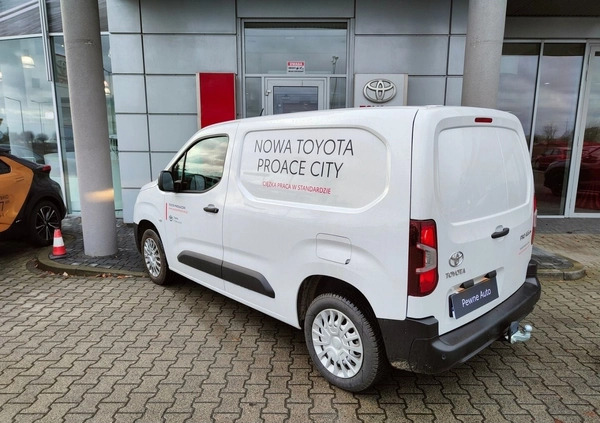 Toyota Proace City cena 105900 przebieg: 6038, rok produkcji 2022 z Poniec małe 137